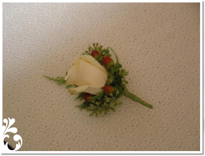 corsages-boutonnieres-082